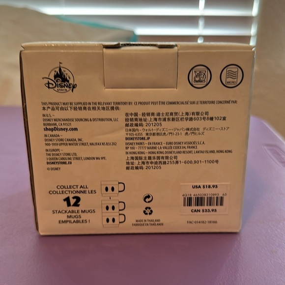 Limited Release series 9 Mickey mug - Picture 4 of 4